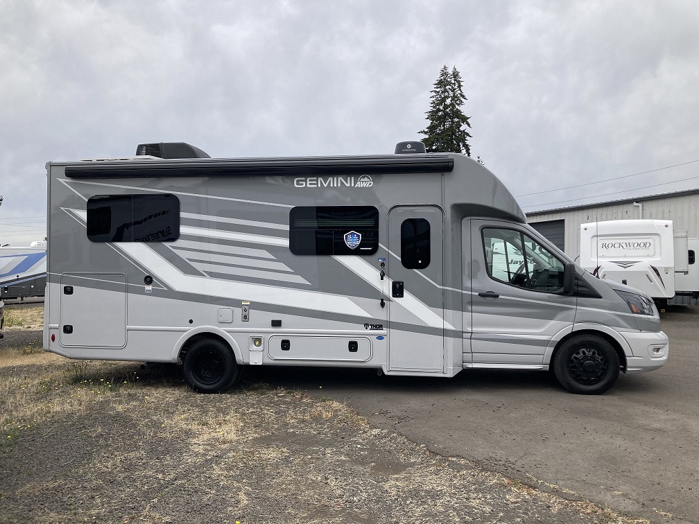 2027 Thor Motor Coach Gemini Trip 24KB - Image 5