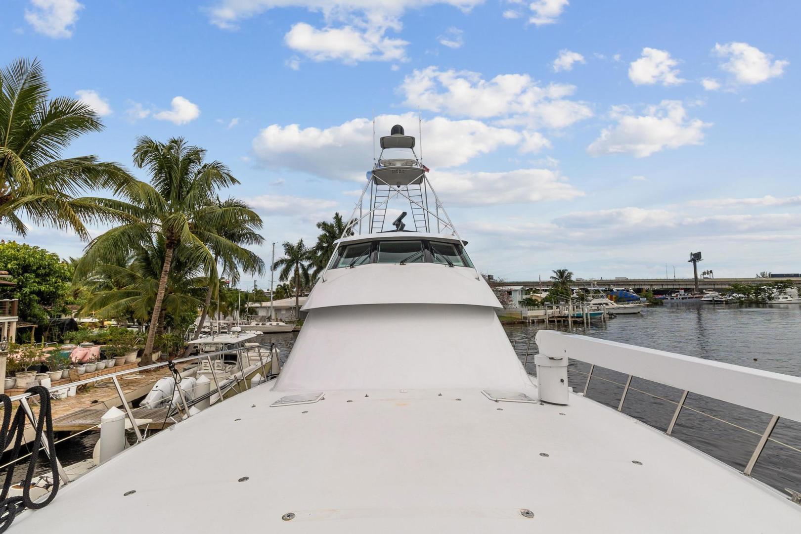 1998 Hatteras 82 Convertible - Image 19