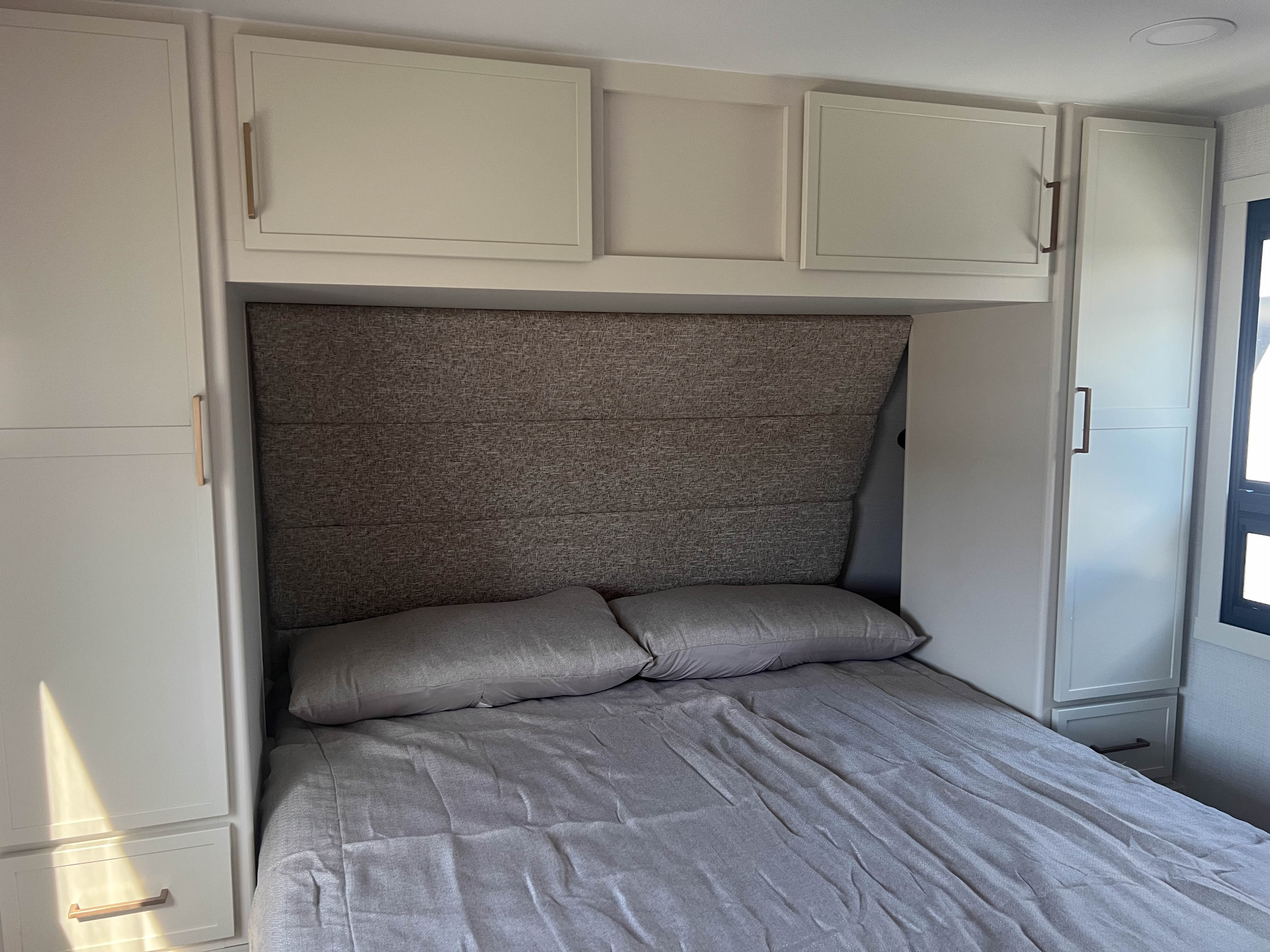 2027 Brinkley RV Model Ix 24x - Image 23