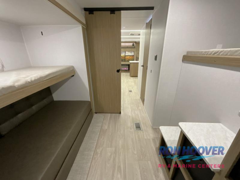 2026 FOREST RIVER 32BHDS - Image 27