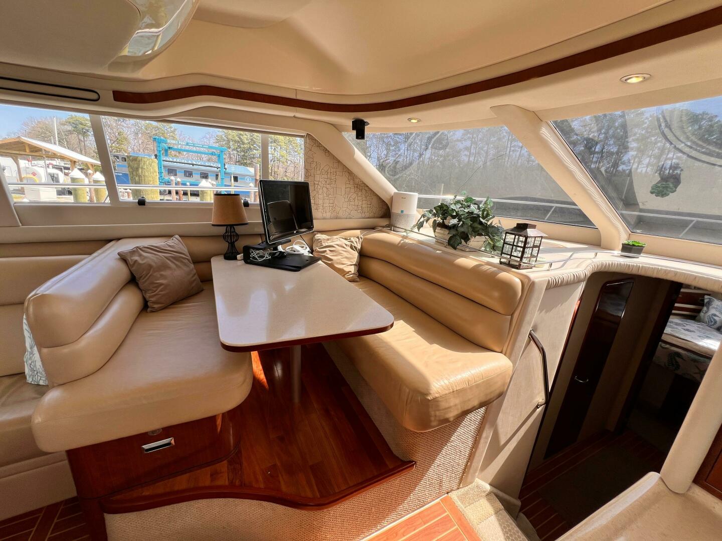 2004 Sea Ray 480 Sedan Bridge - Image 26