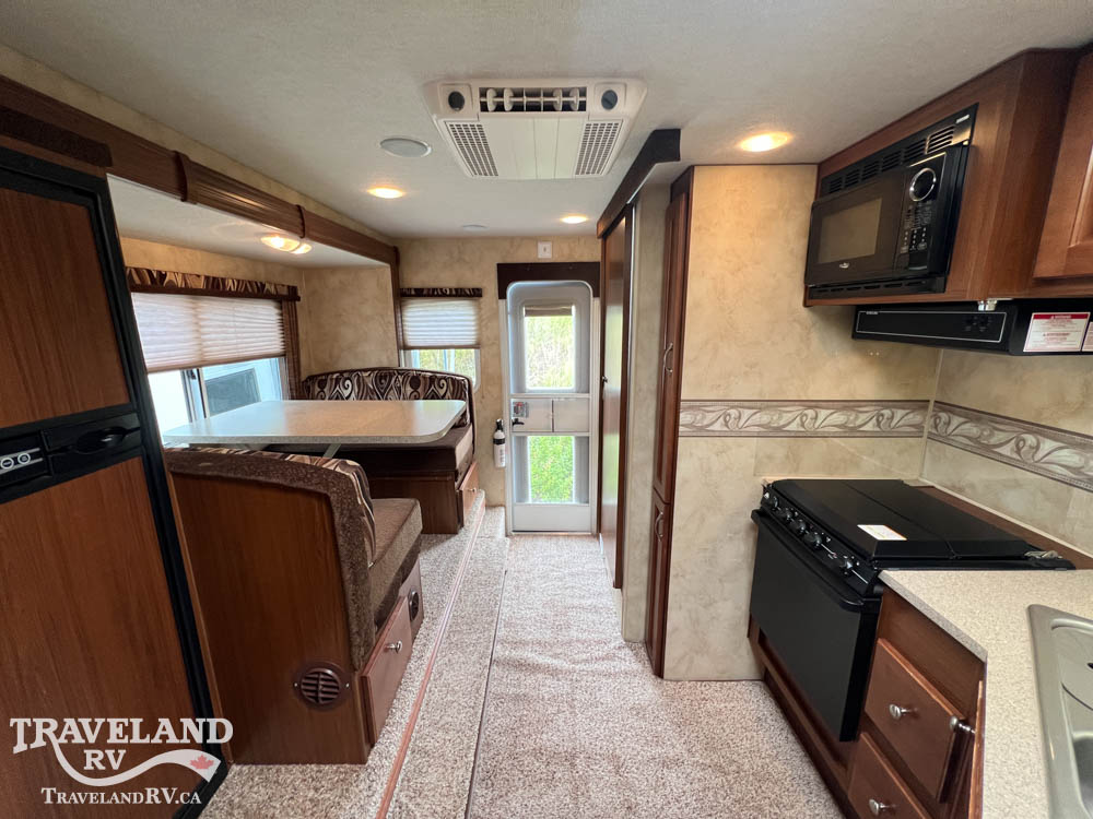 2012 NORTHWOOD ARCTIC FOX 811 - Image 4