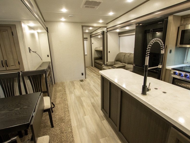 2022 Coachmen Chaparral 373MBRB - Image 5