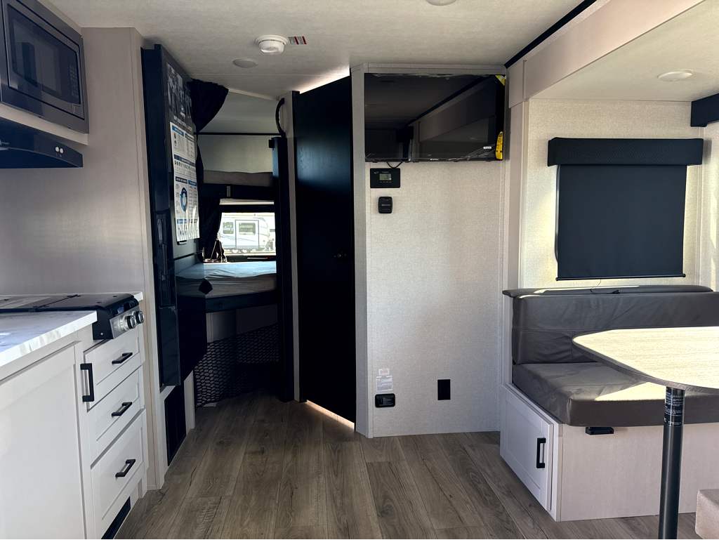 2026 JAYCO JAY FEATHER AIR 19MBS - Image 16