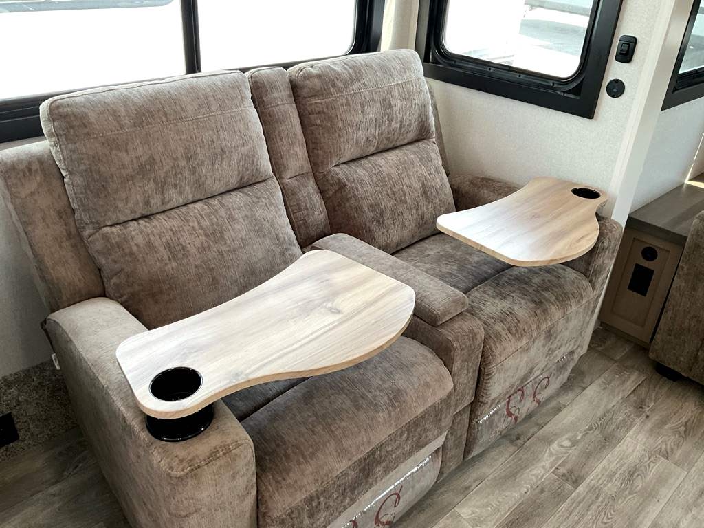 2026 JAYCO Eagle 321 RSTS - Image 17