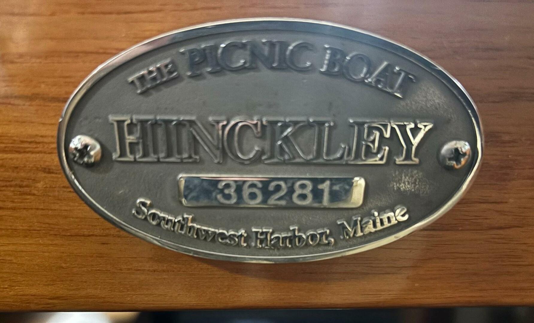 2003 Hinckley 36 Picnic Boat EP - Image 5