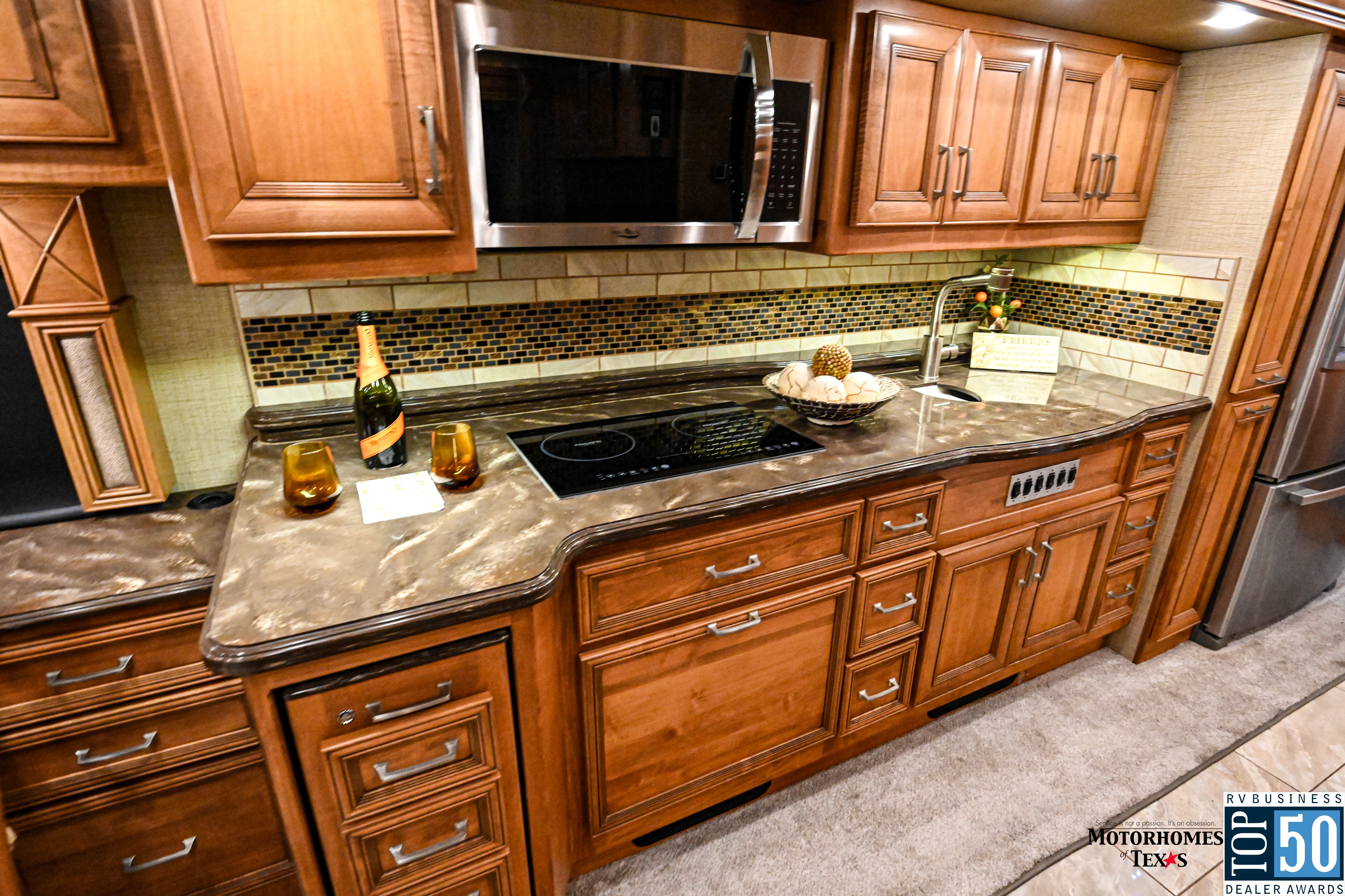 2015 American Revolution M39A - interior 6