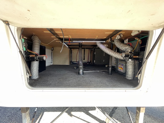 2011 NU-WA HITCHHIKER LS 29.5 FKLS - Image 7