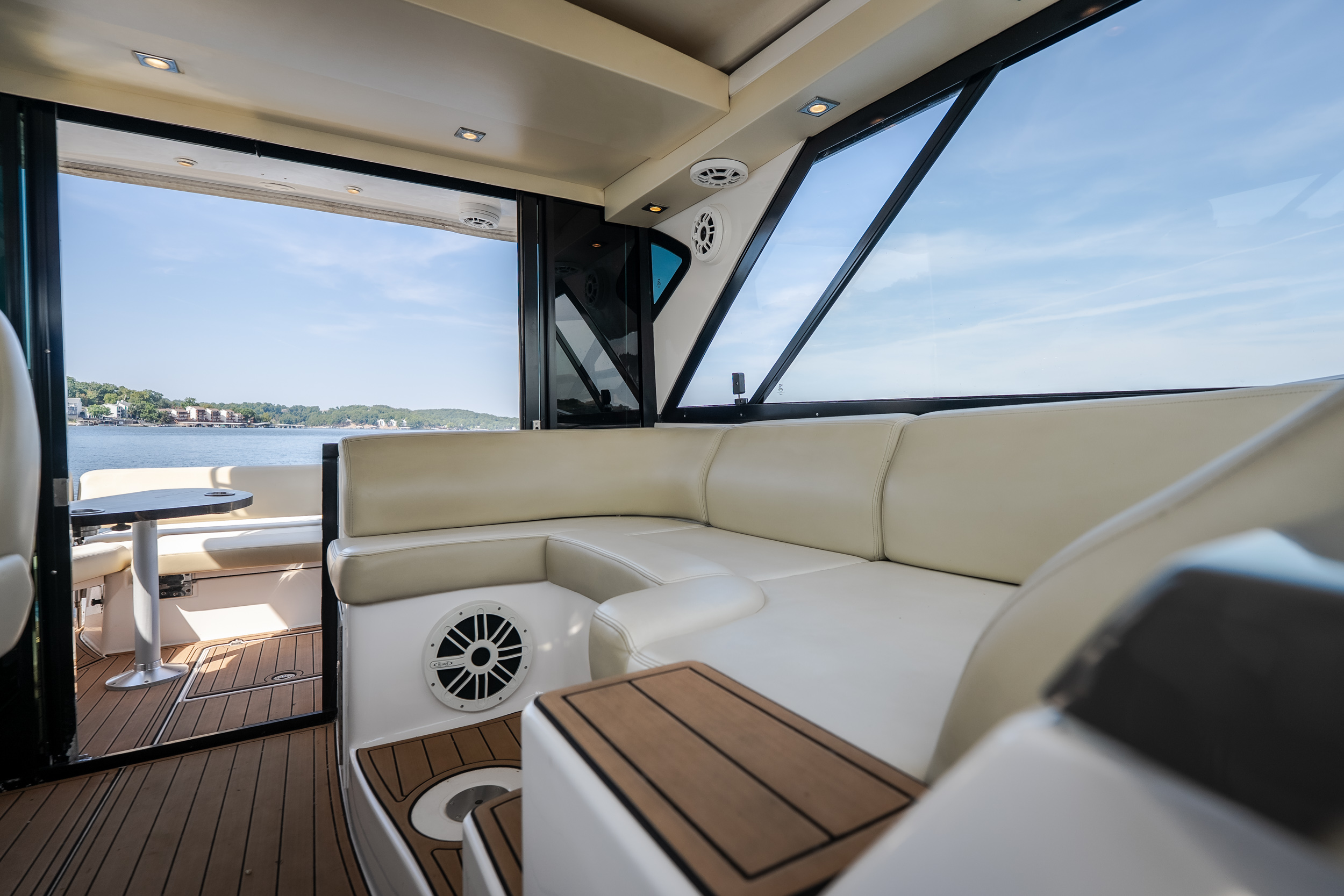 2012 Regal 42 Sport Coupe - Image 26