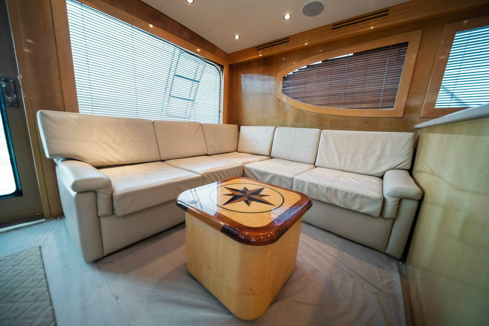 2003 Hatteras 54 Convertible - Image 2