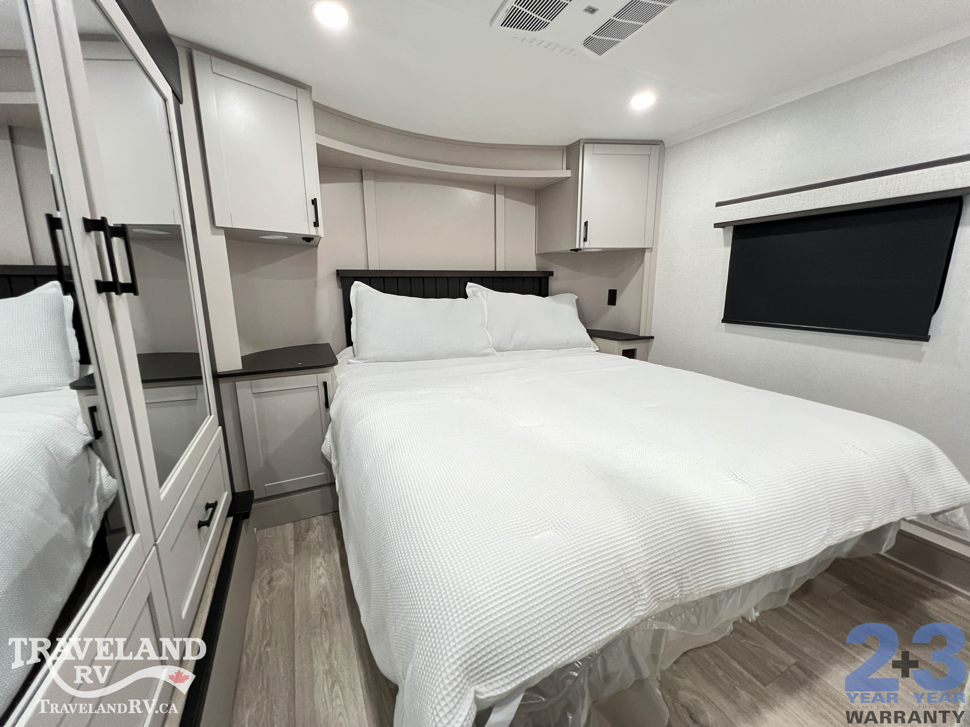 2027 Jayco Seismic 359 - Image 34