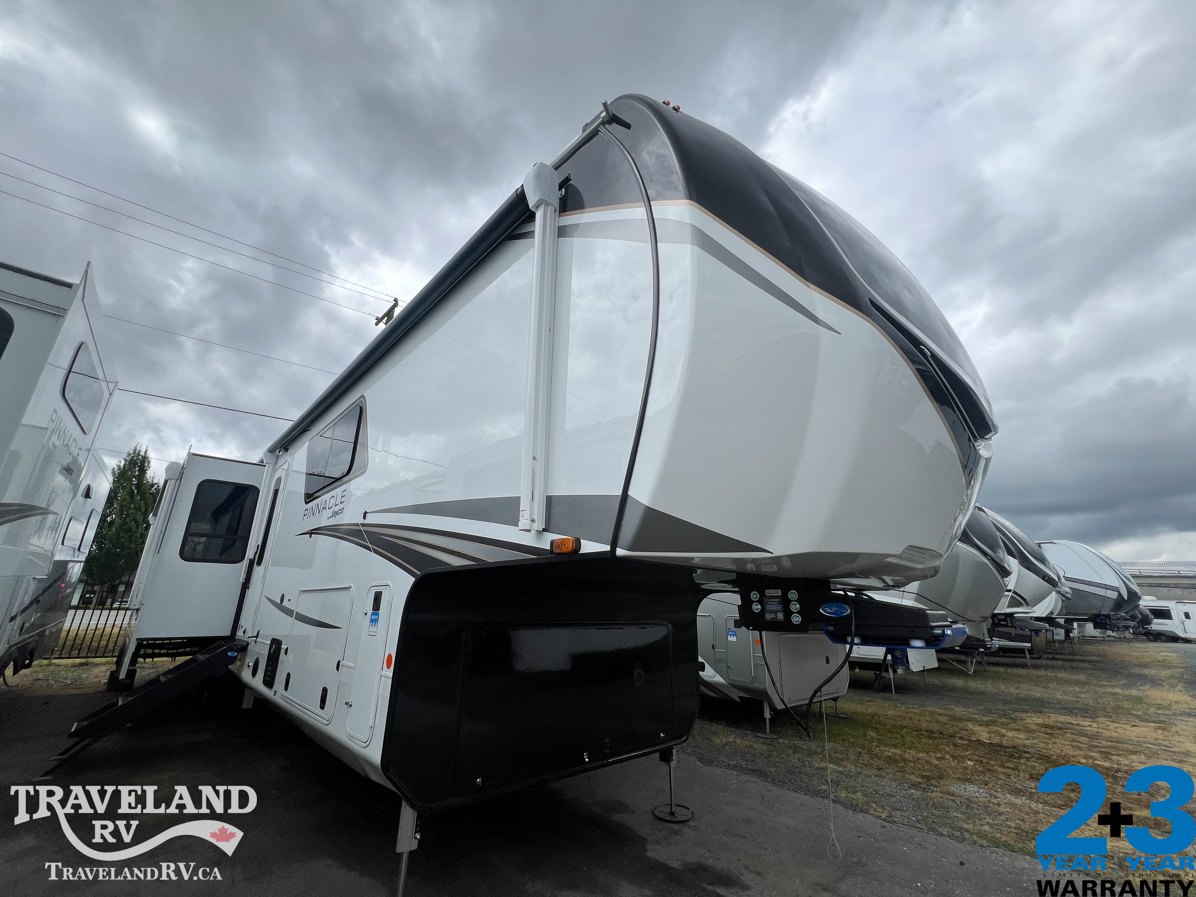 2026 Jayco Pinnacle 38FBRK - Image 1