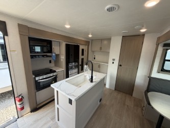 2027 JAYCO JAY FLIGHT 333BTS - Image 20