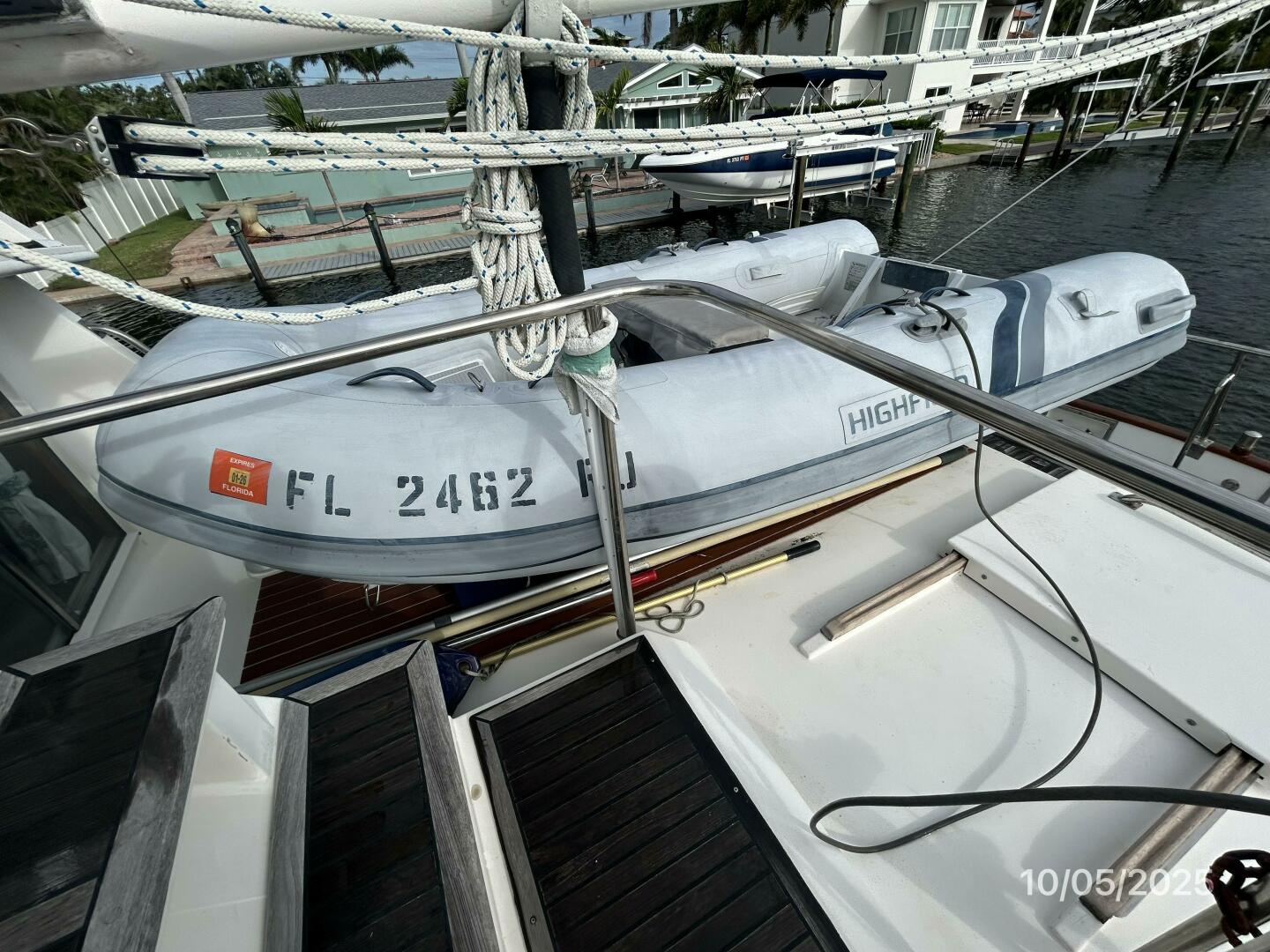 1995 Grand Banks Classic - Image 31