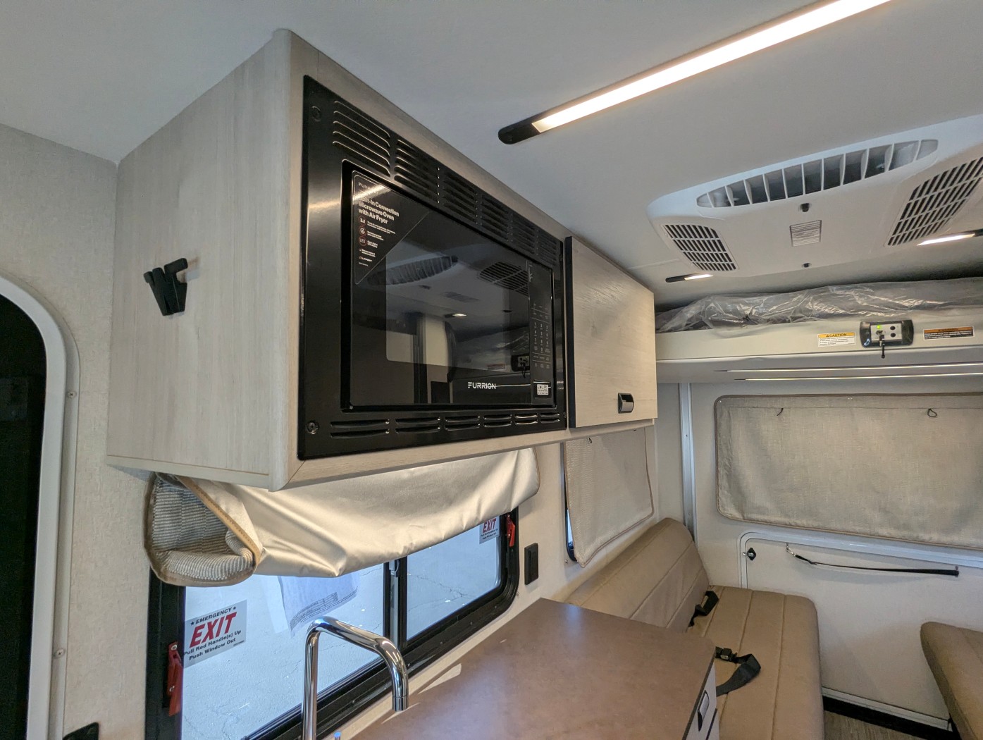 2027 Winnebago Elora 19DC - Image 16