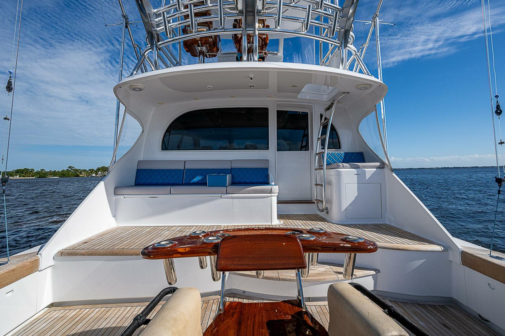 2017 F&S Cusotm Express Sportfish - Image 16