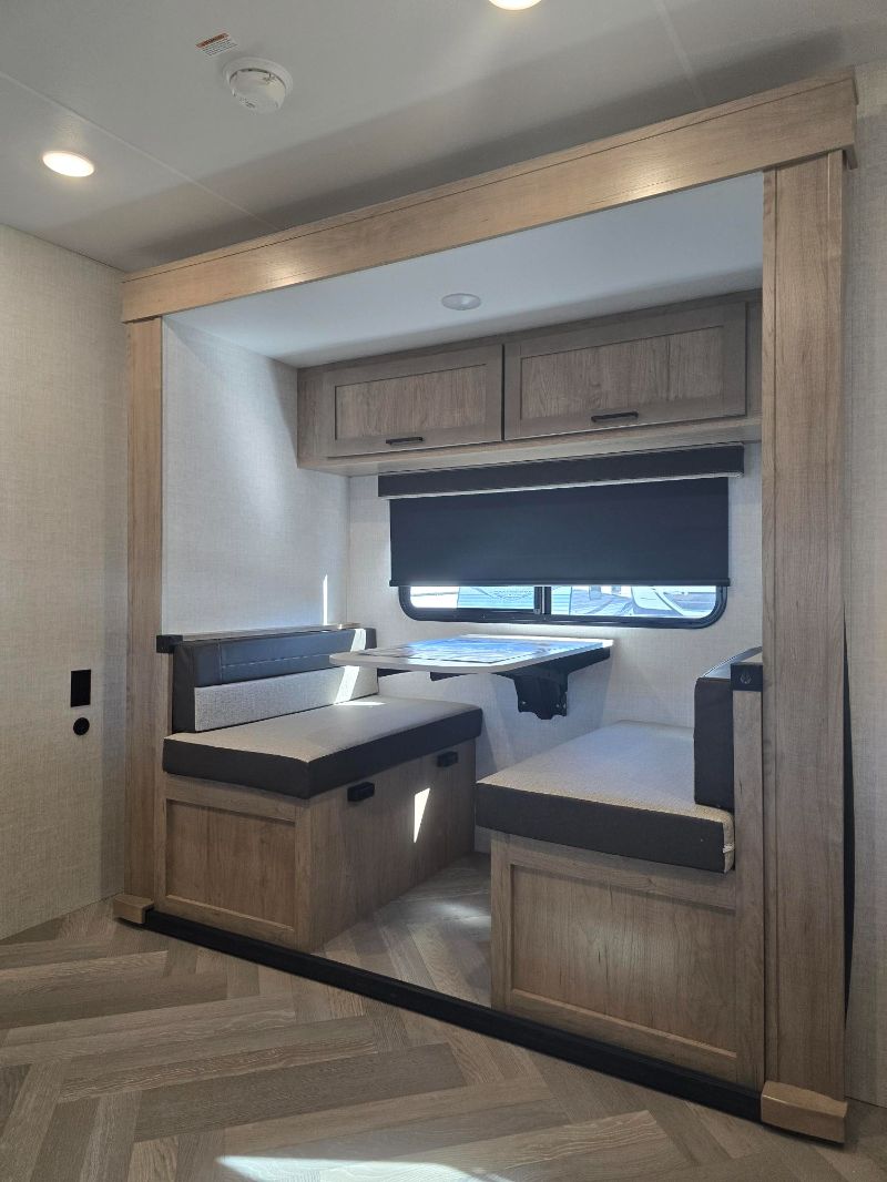 2026 Ember RV E-Series 18FBE - Image 10