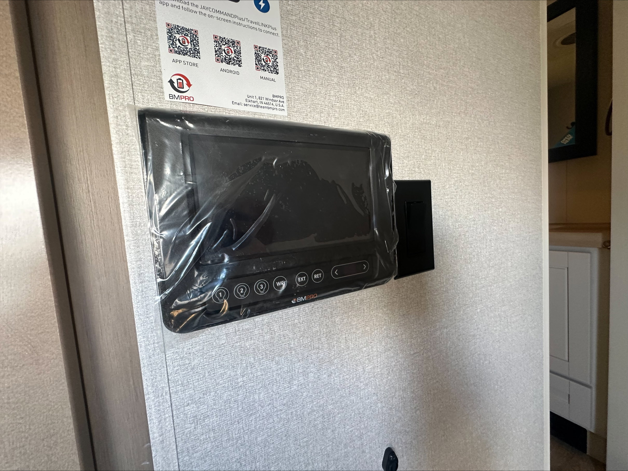 2026 JAYCO EAGLE 365UKTS - Image 25