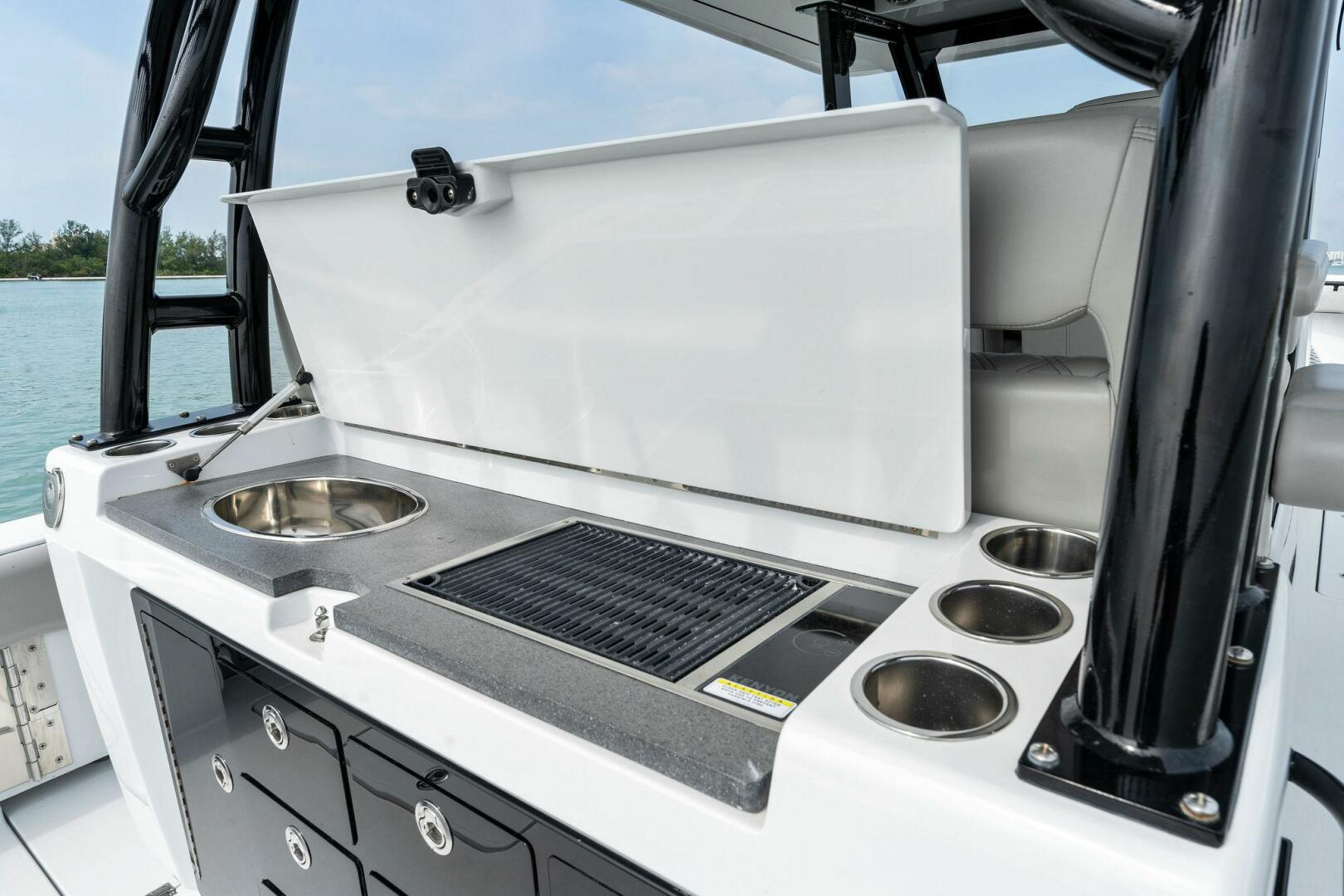 2022 Barker Boatworks 40 High Performance Cat - Image 10