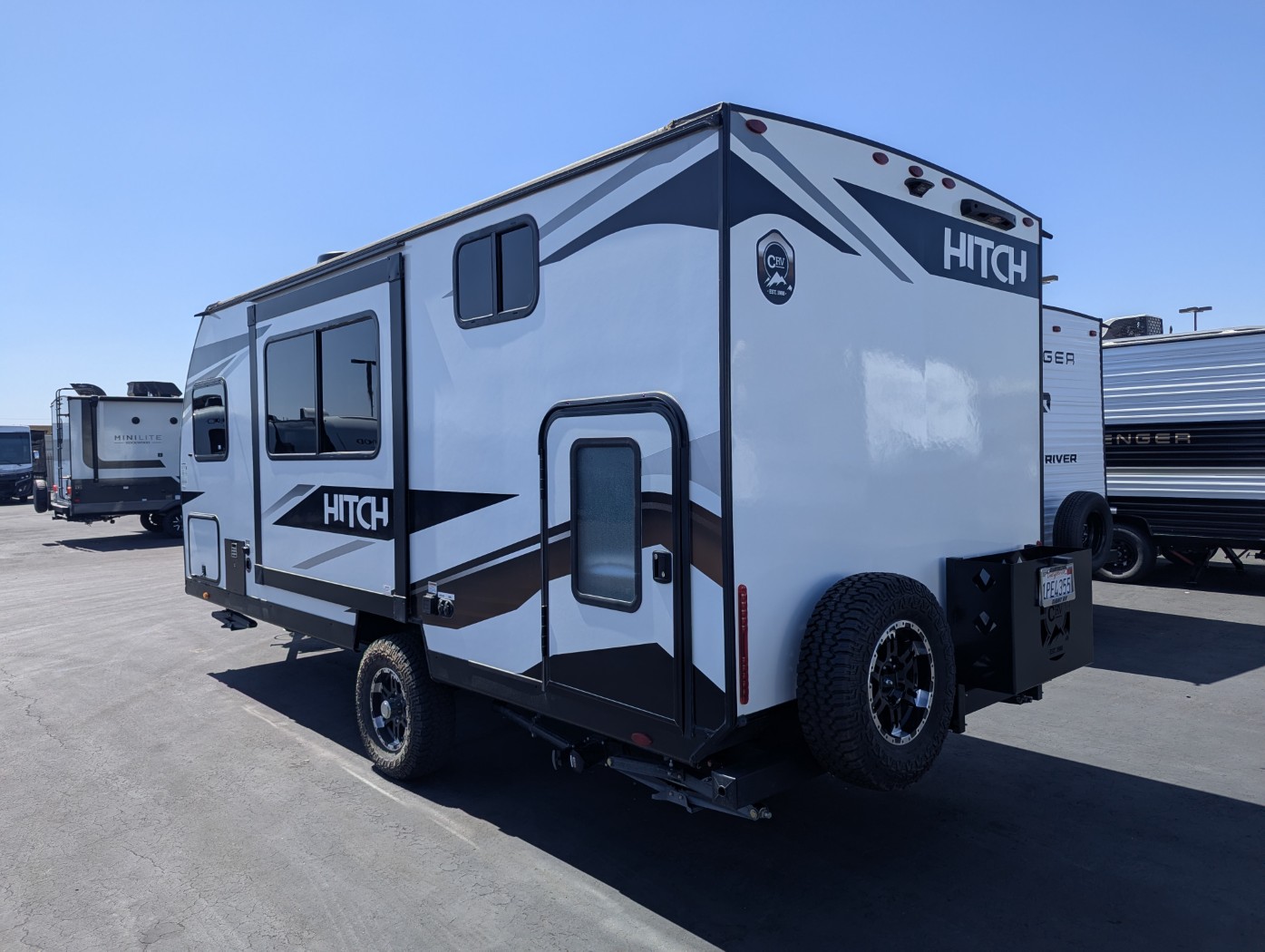 2024 Cruiser RV Hitch 18BHS - Image 5