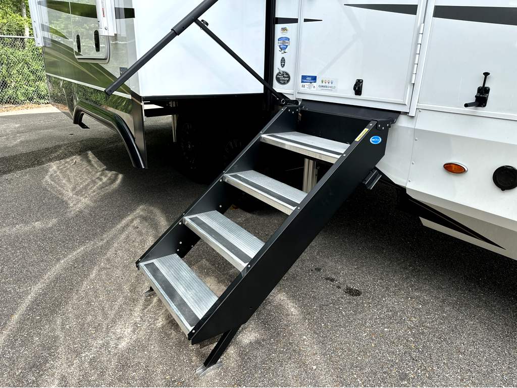 2027 JAYCO PINNACLE 32RLTS - Image 5