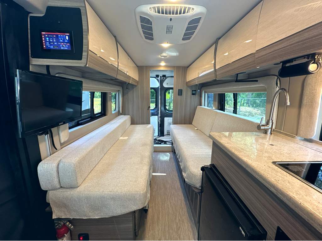 2024 JAYCO SWIFT 20T - Image 8