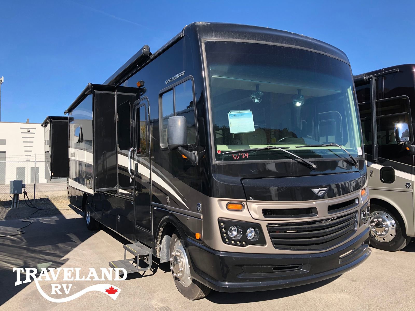 2016 Fleetwood Bounder 34T - Image 24