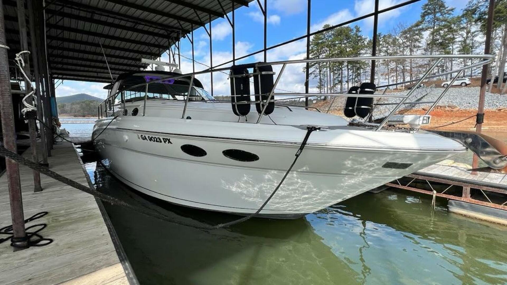 2003 Sea Ray 380 Sundancer - Image 3