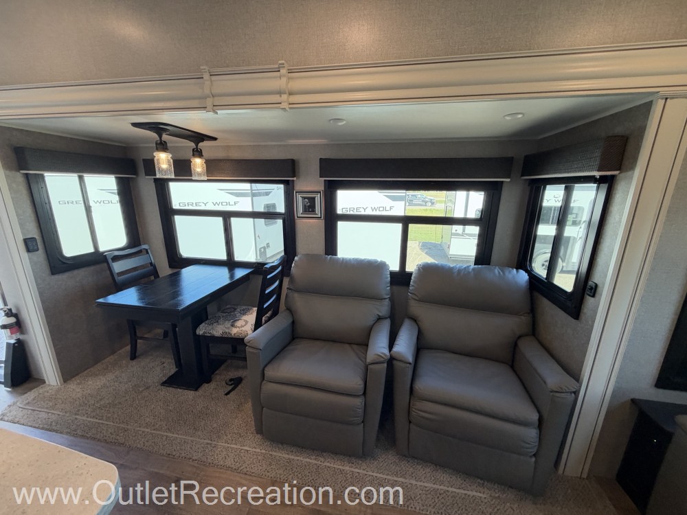 2020 JAYCO EAGLE 321RSTS - Image 8
