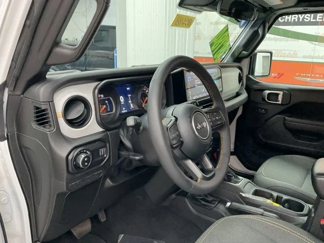 2025 Jeep Gladiator Sport S 4x4 - Image 12
