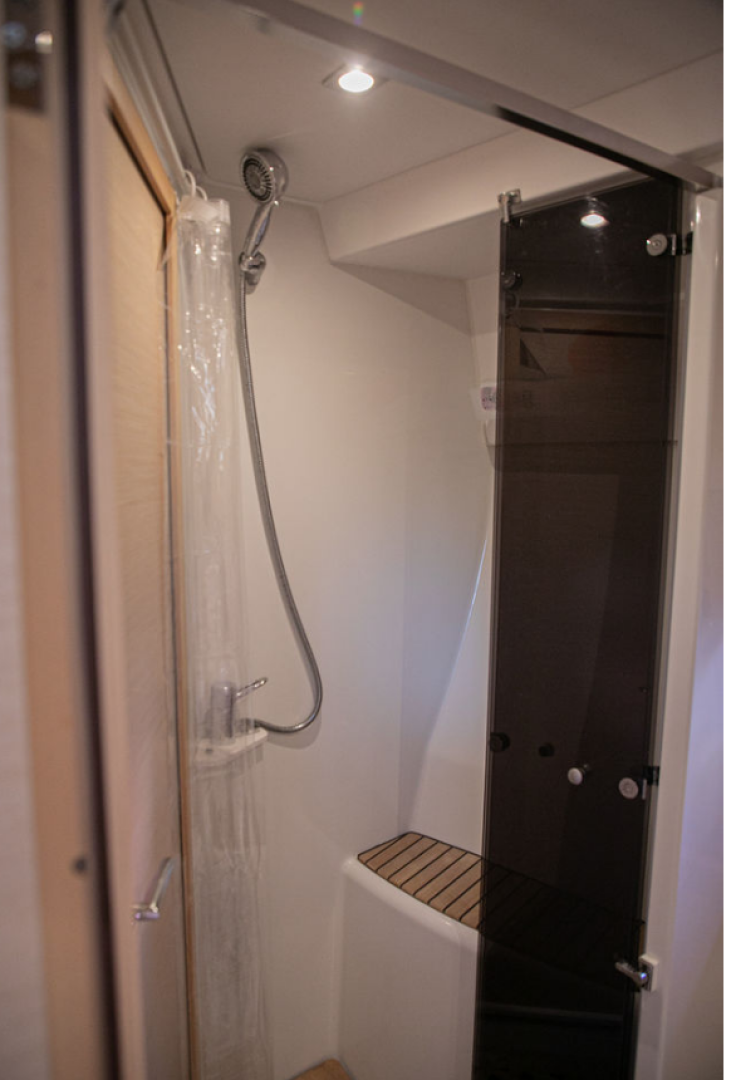 2010 Beneteau Monte Carlo 47 - Image 32