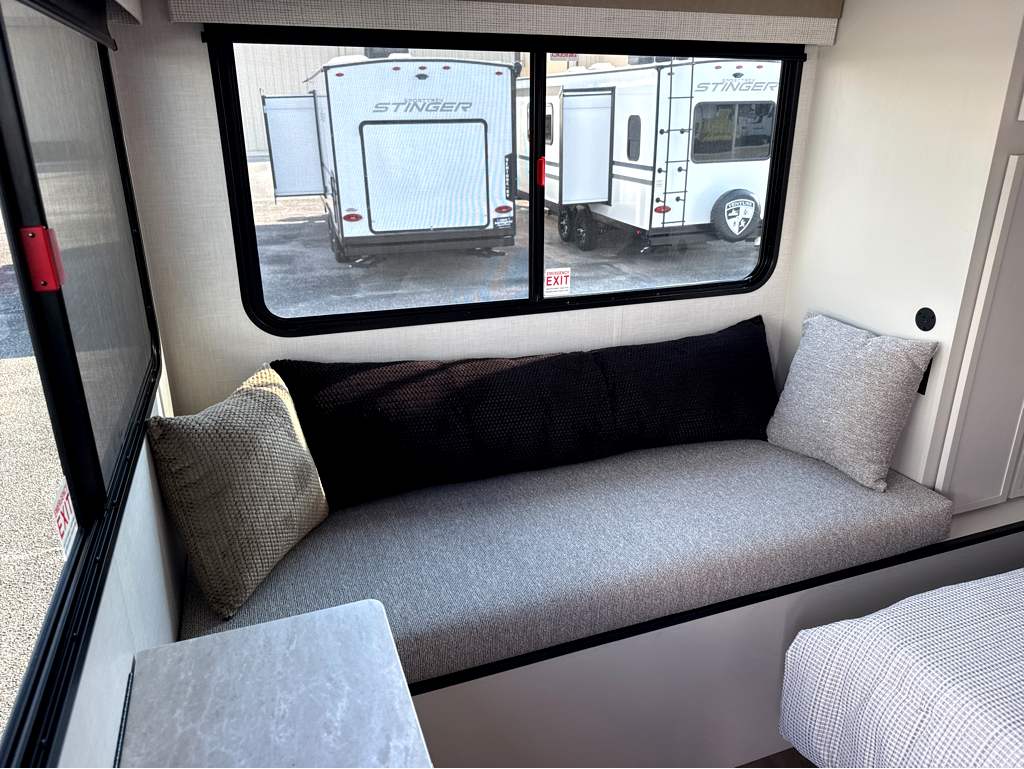 2027 VENTURE RV STRATUS 282VFD - Image 18