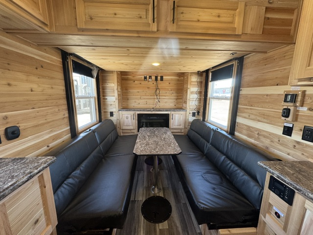 2027 ICE CASTLE RV EXTREME III 8X21 - Image 16