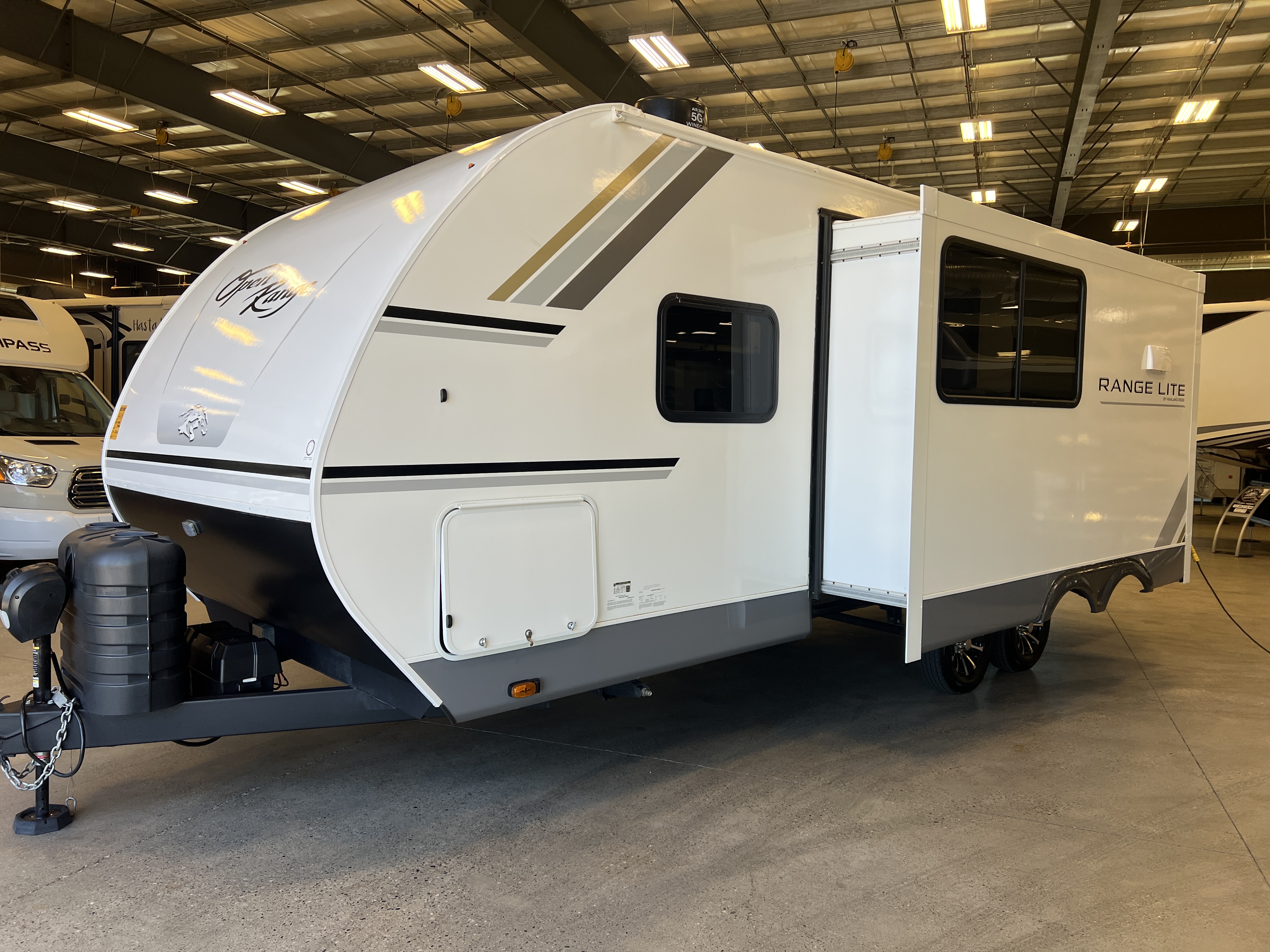 2025 Highland Ridge Range Lite 225CK - Image 5