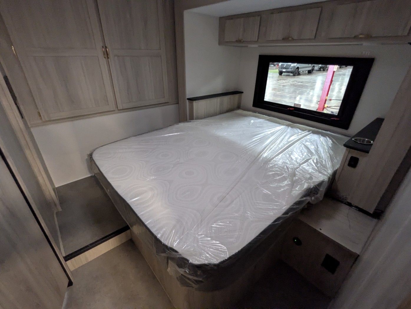 2027 Coachmen Cross Trail 26XG - Image 28