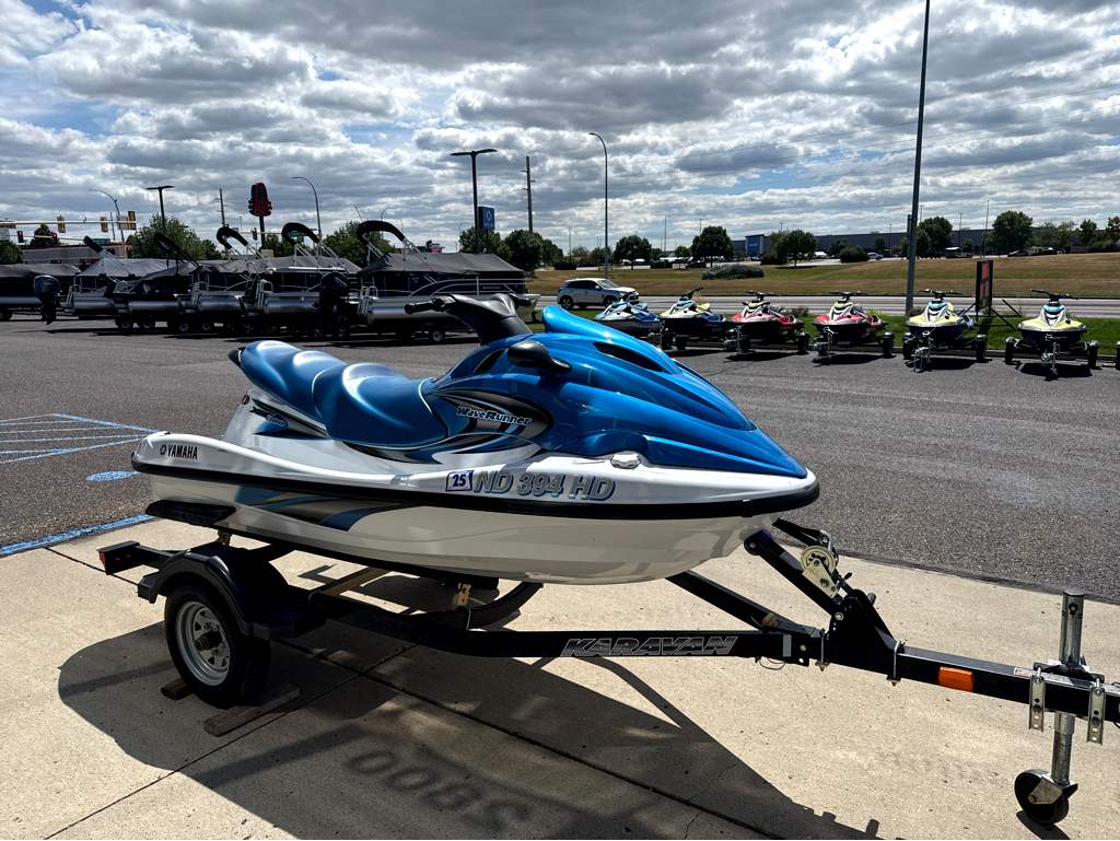 2004 Yamaha WAVE RUNNER XLT 800 - Image 4