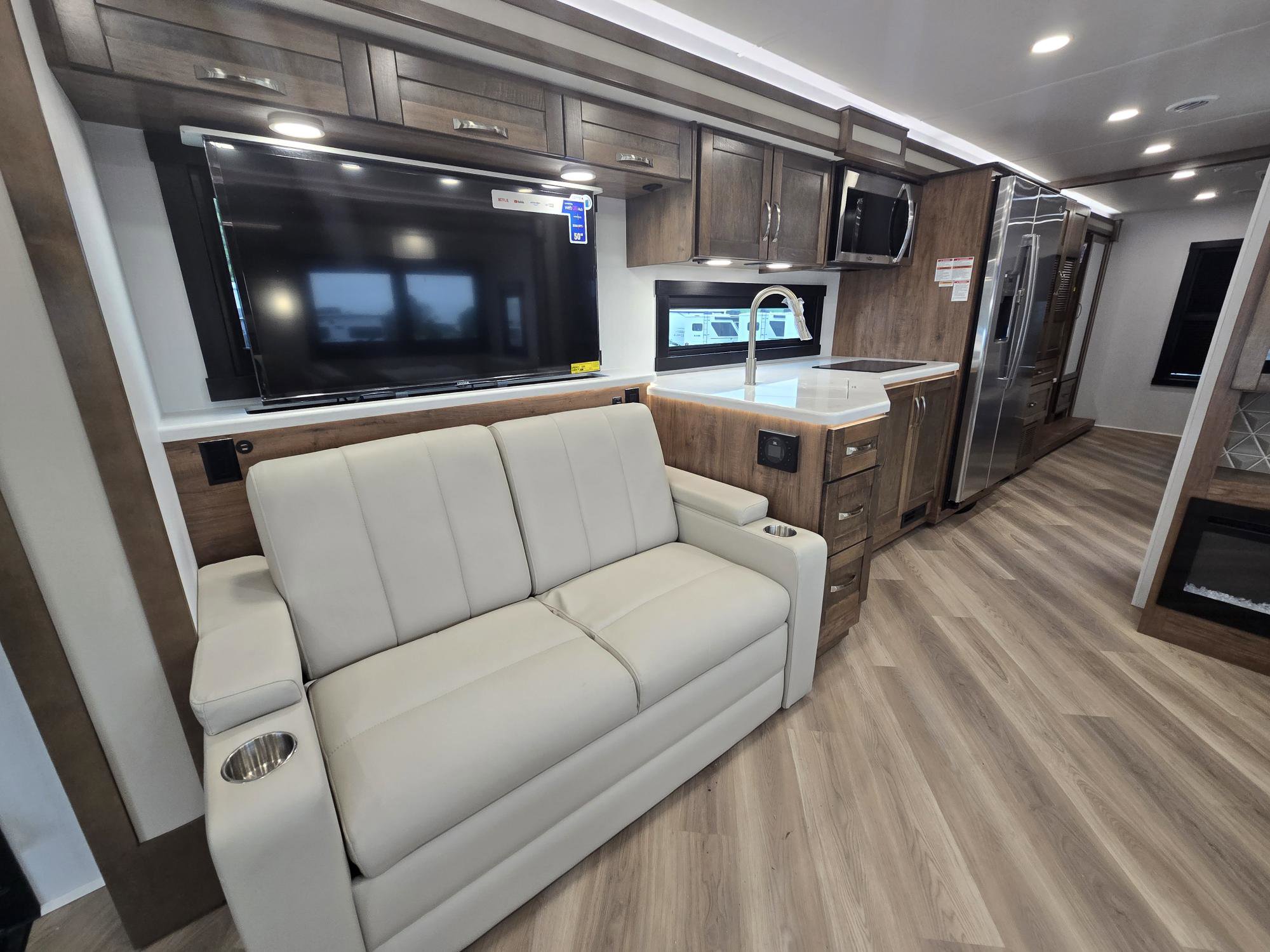 2026 JAYCO SENECA 37M - Image 15