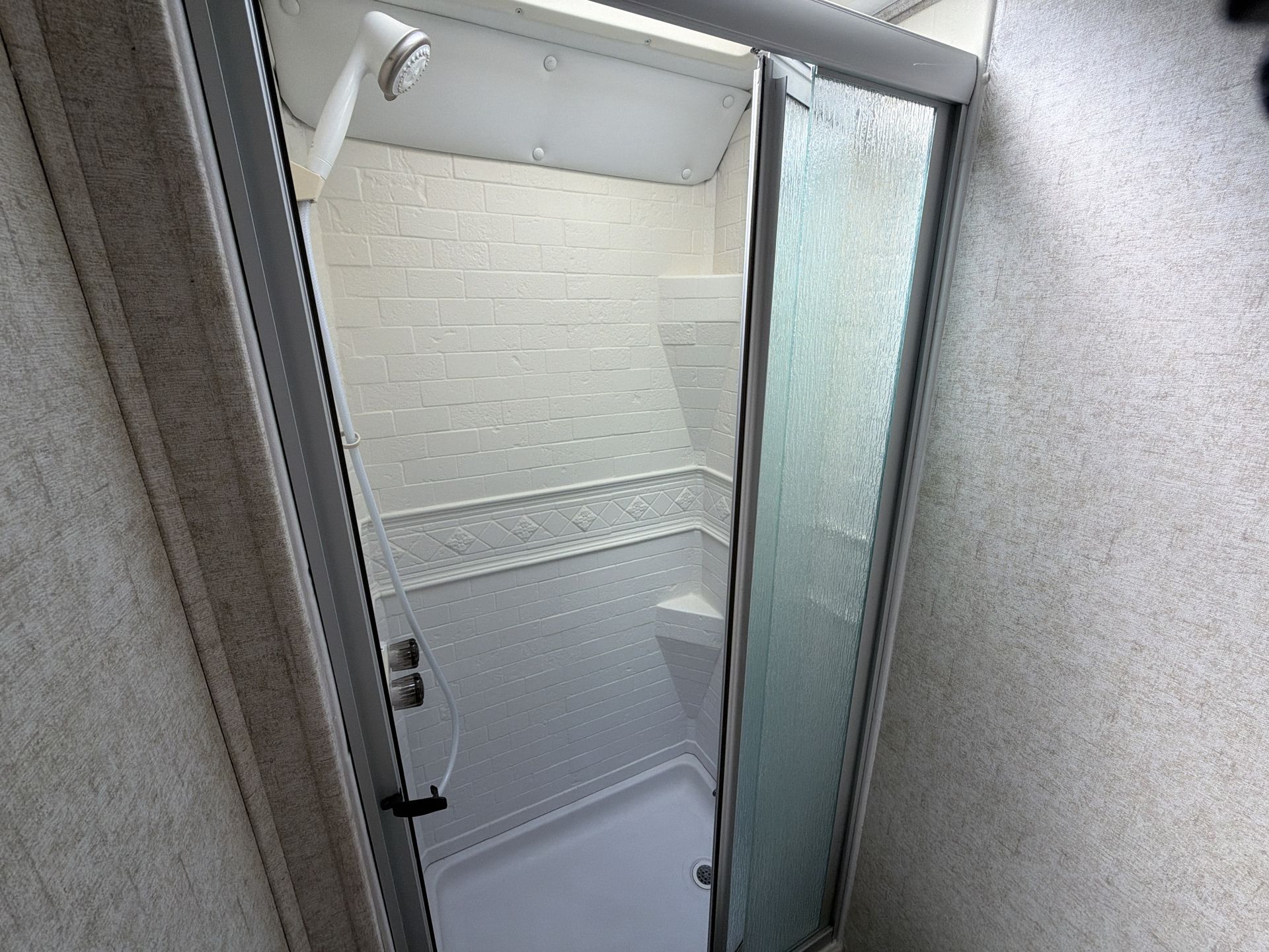 2020 Forest River Sunseeker 2290S - Image 30
