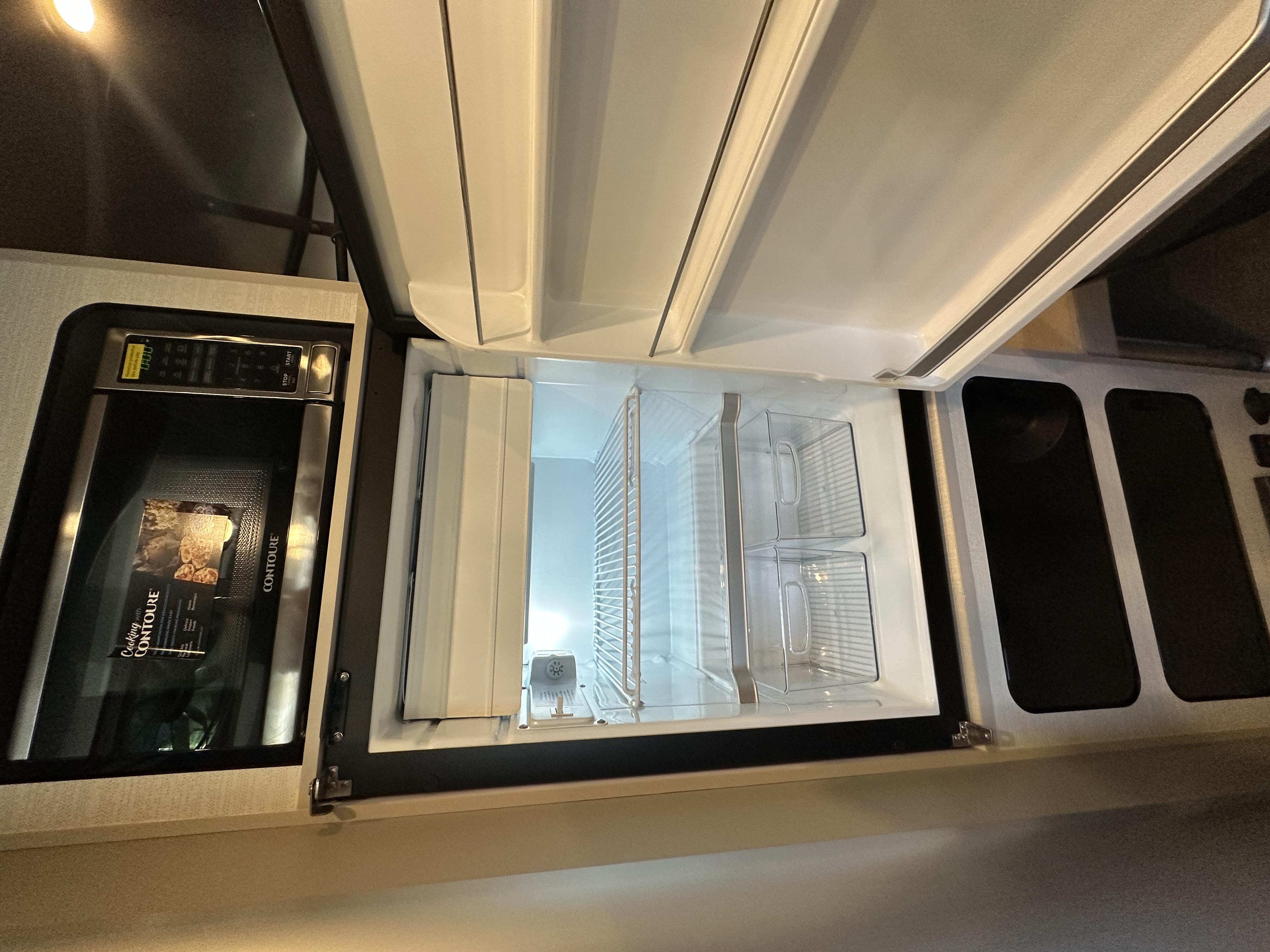 2027 Airstream Basecamp 20Xe - Image 12