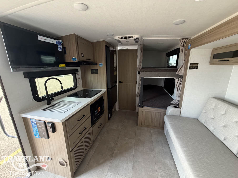 2027 Forest River Rockwood Geo Pro G20SBH - Image 3