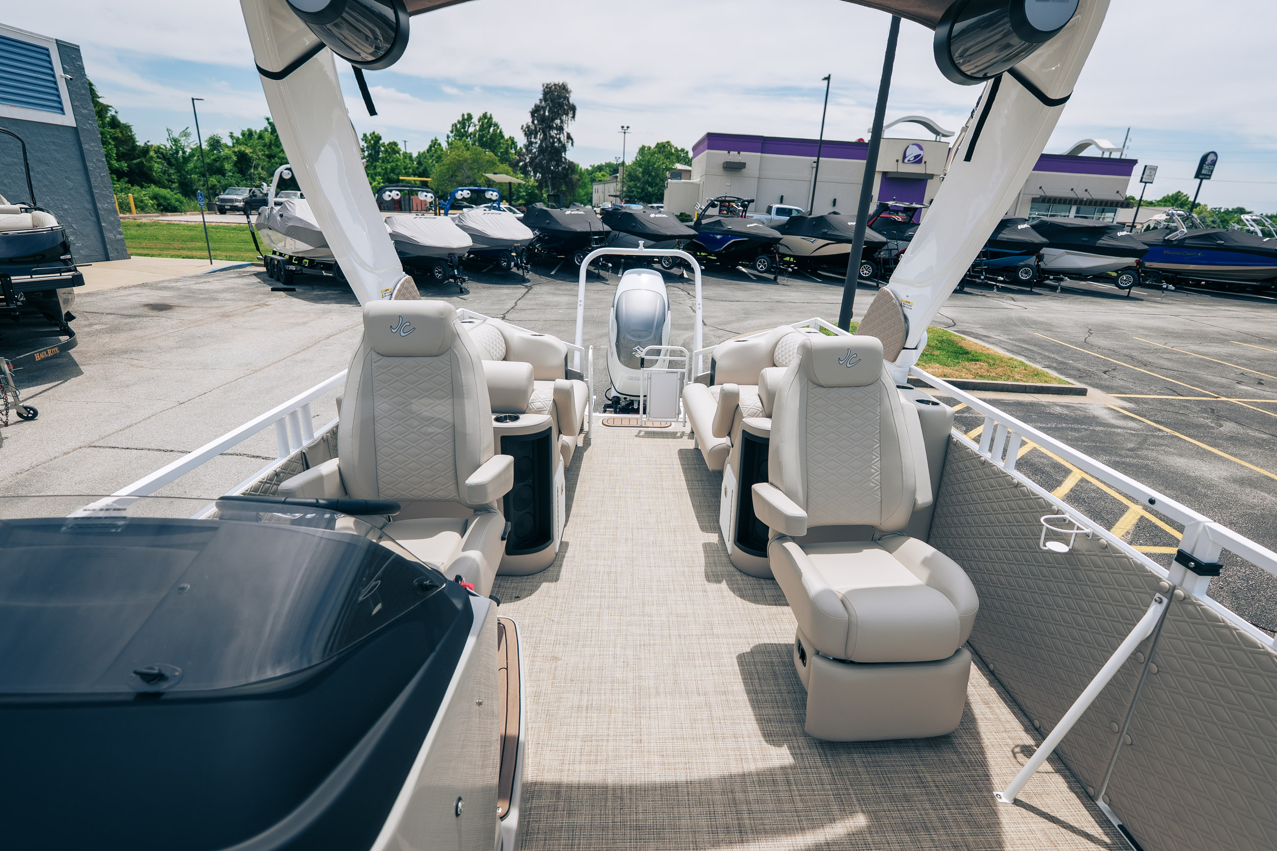2026 JC Tritoon SportToon 26 TT - Image 21