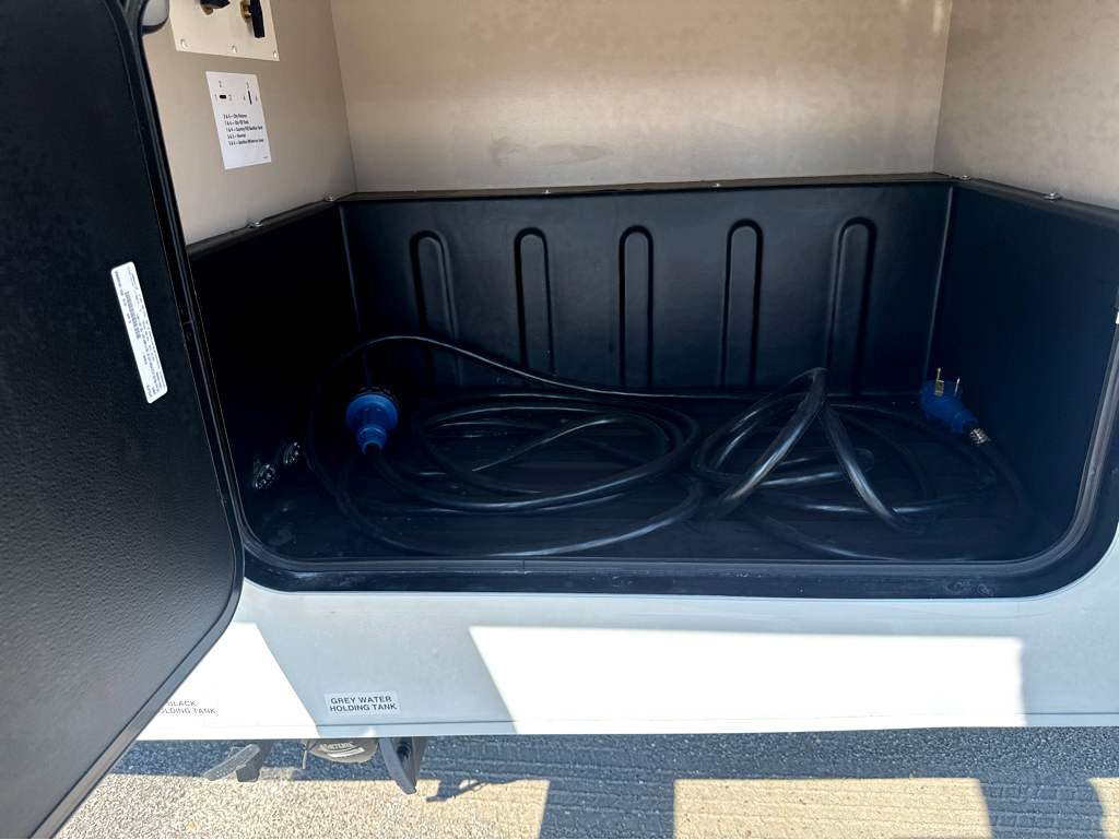 2027 JAYCO GREYHAWK 29MV - Image 11