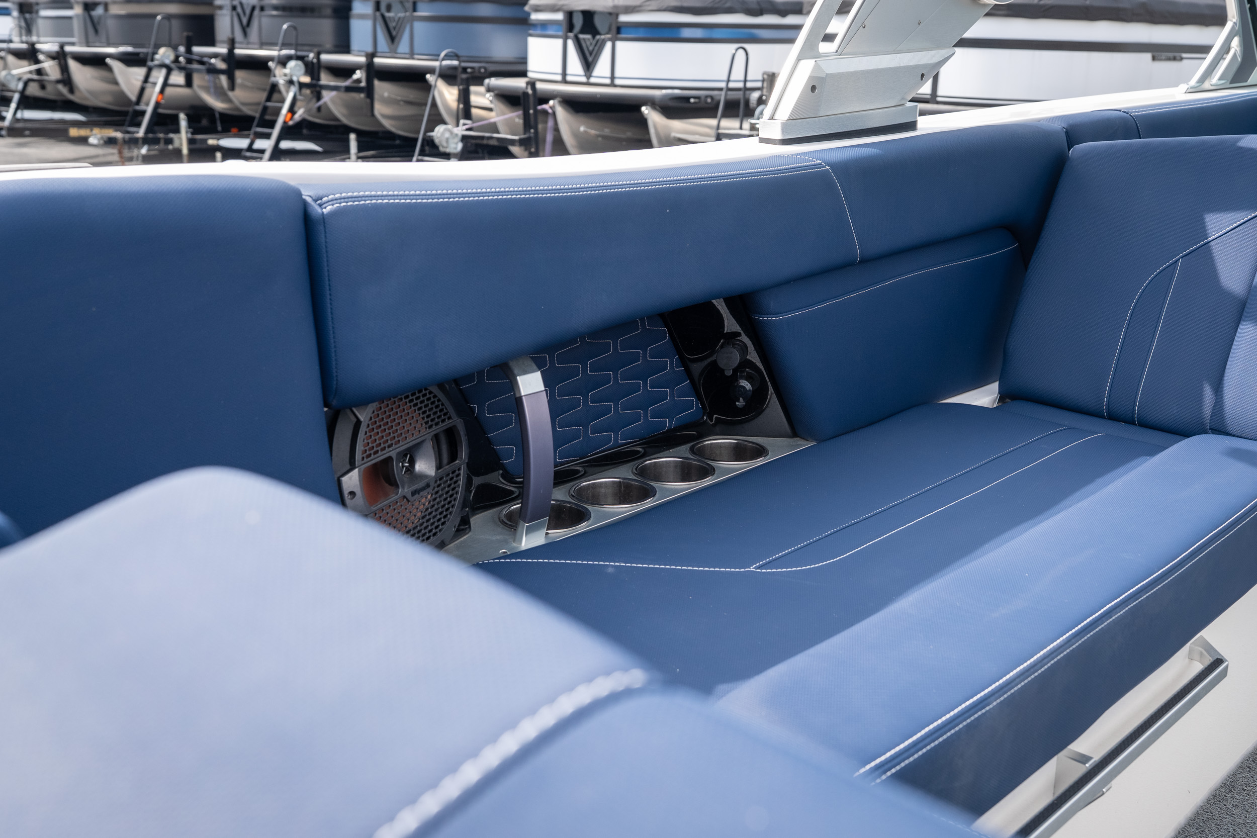 2021 MasterCraft X24 - Image 25