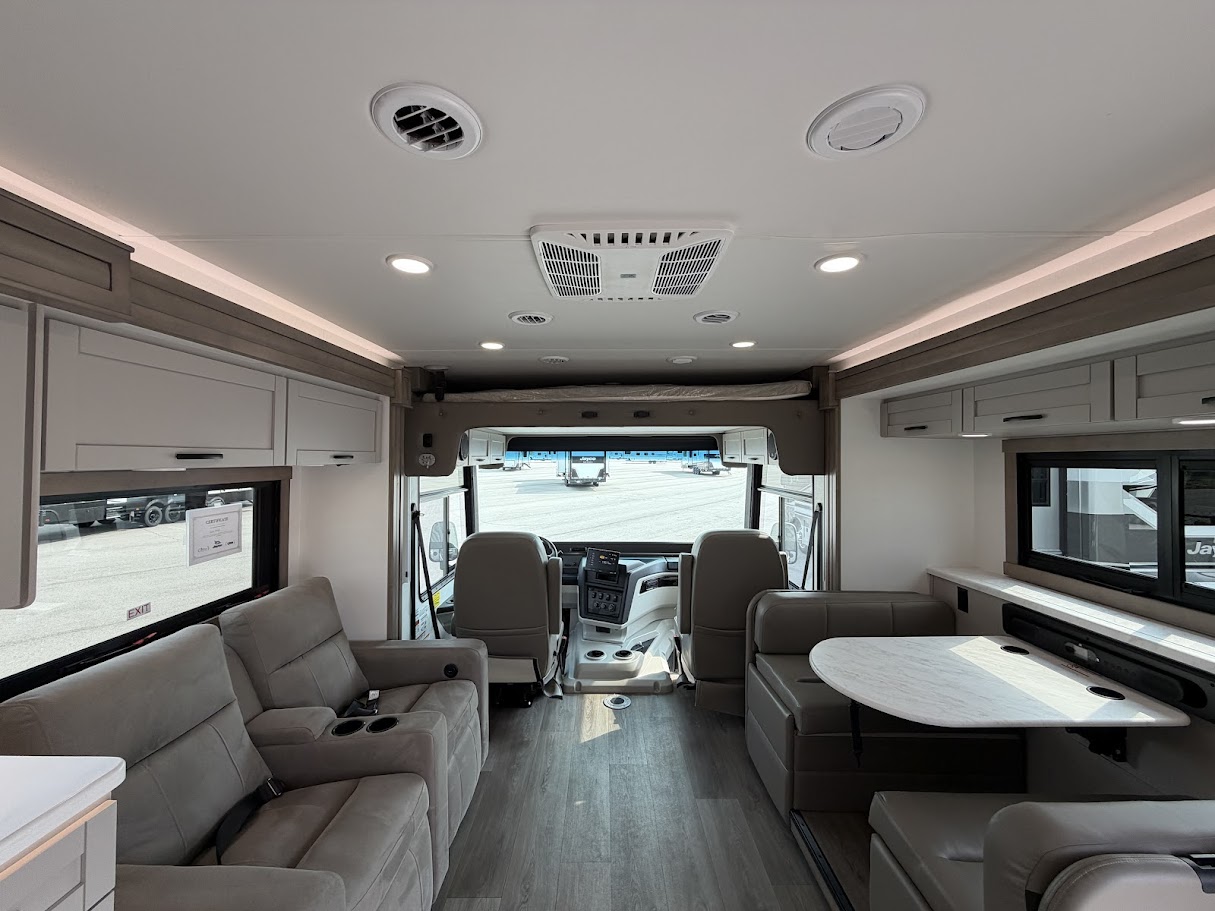 2027 JAYCO PRECEPT 31UL - Image 8