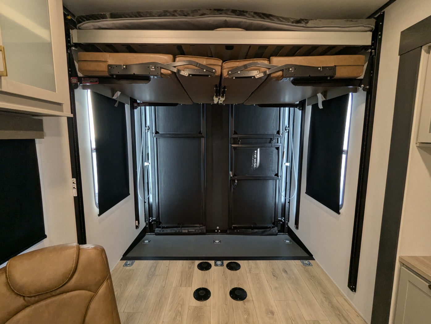 2027 Forest River Stealth 3300 - Image 23