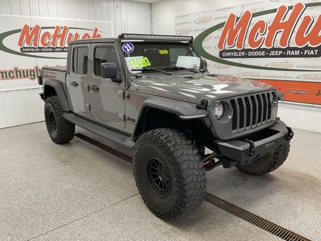 2023 Jeep Gladiator Crew Cab Sport S 4WD - Image 3