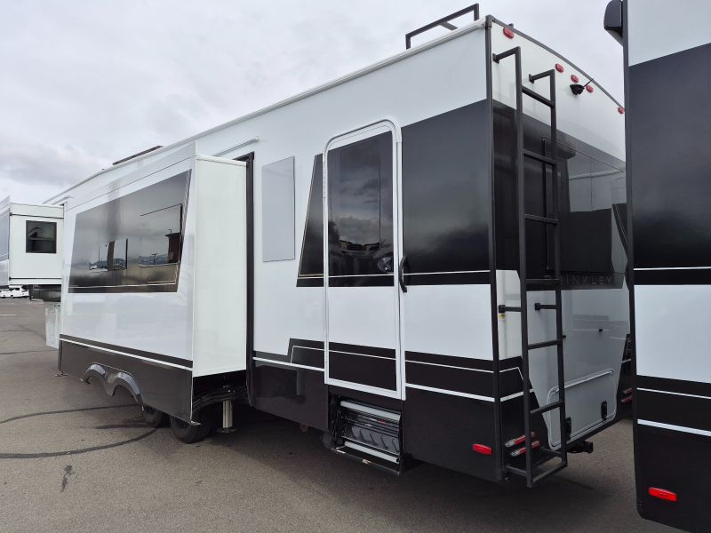 2026 Brinkley RV Model Z 3515 - Image 2
