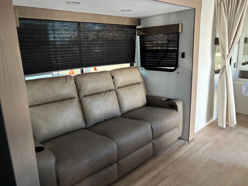 2026 Grand Design Transcend XPLOR 23BHX - Image 18