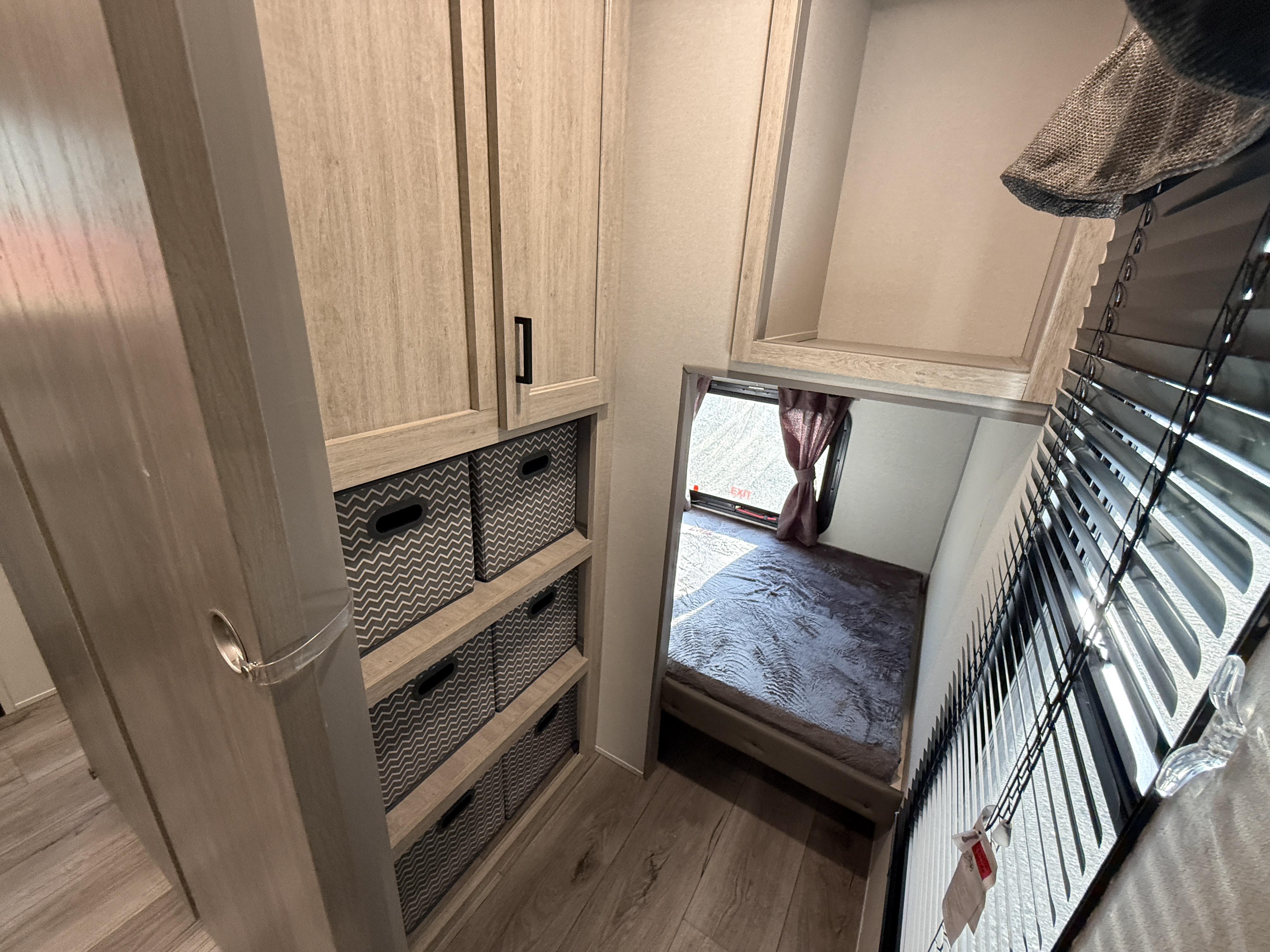 2026 Coachmen Catalina Legacy Edition 333DORM - Image 13