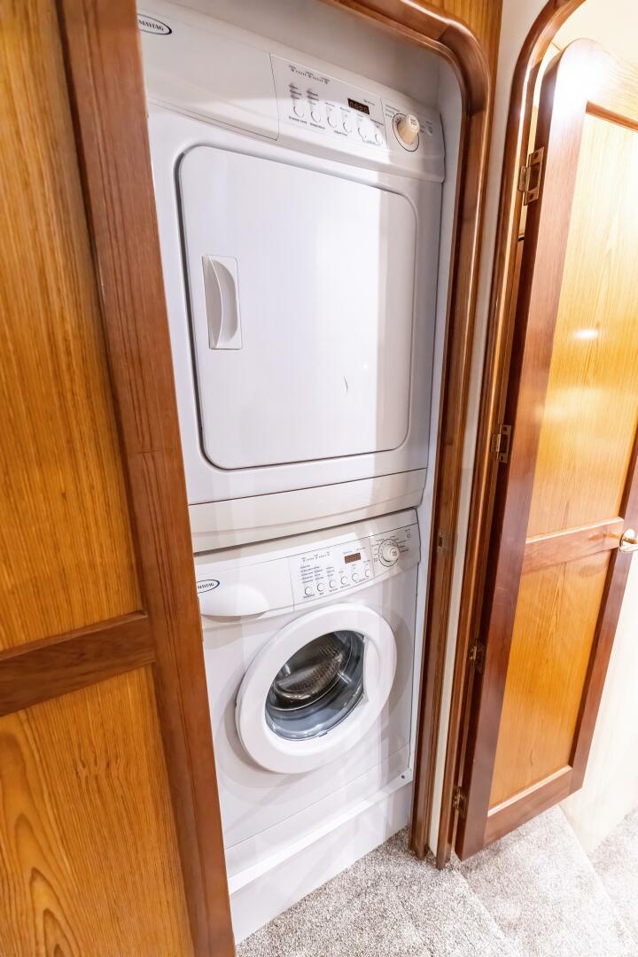 2006 Ocean Yachts - Image 26